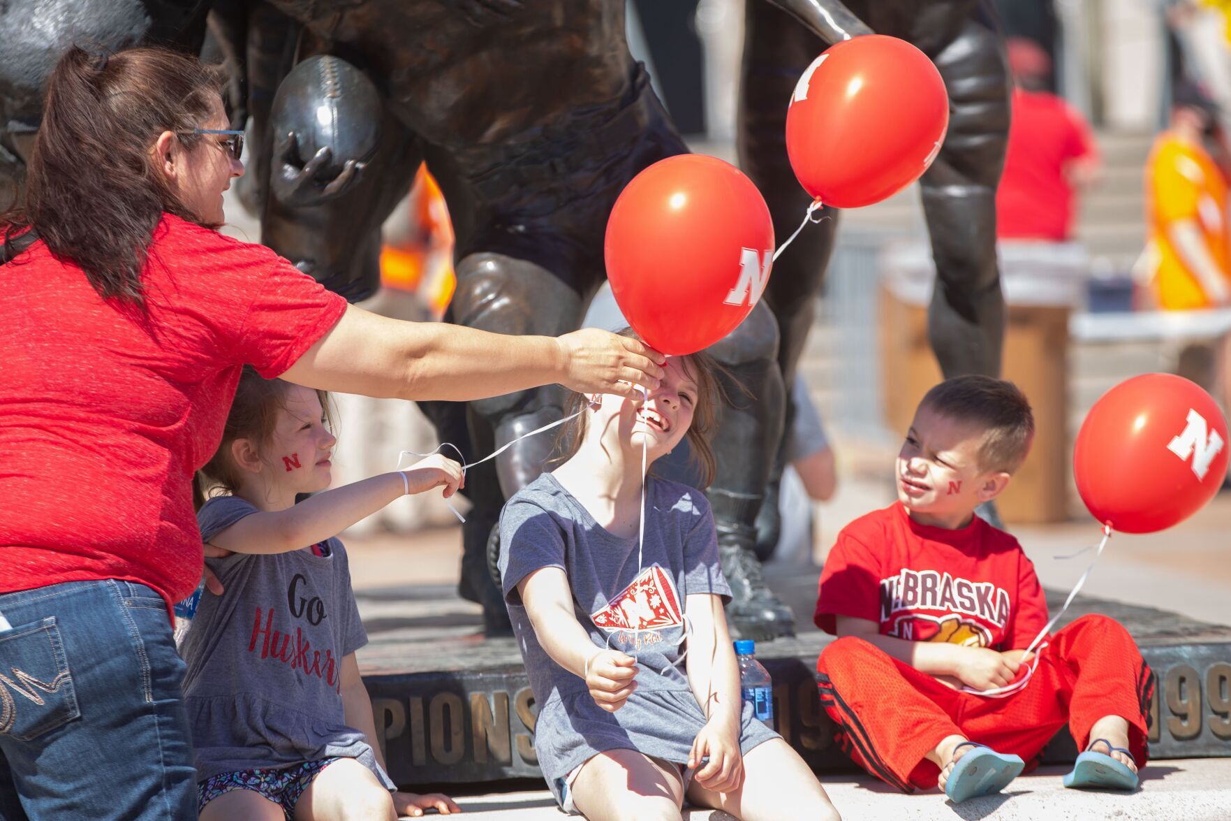 050221-owh-spo-springgame-LS04.JPG